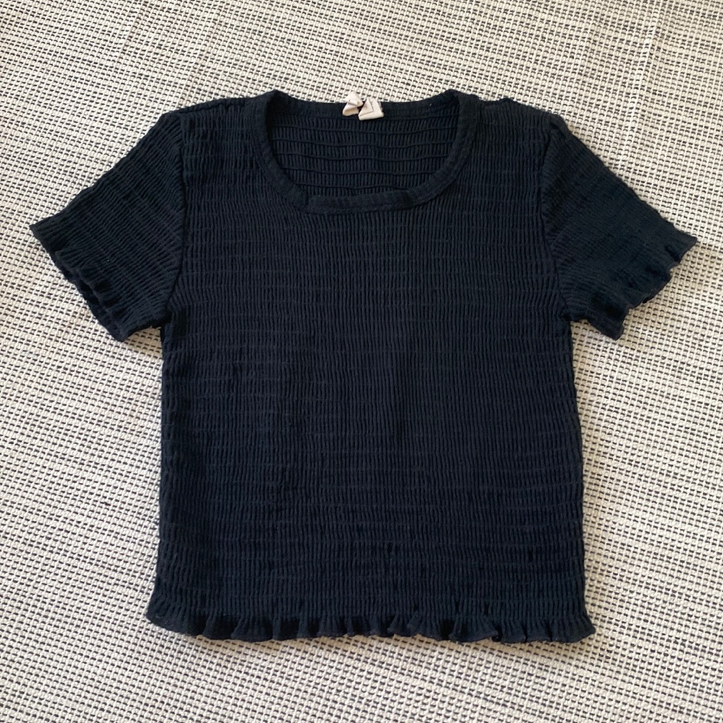 Simple Elastic Threaded Top